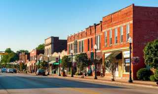 SMBs Poised to Live Paycheck to Paycheck, Too, Amid Soaring Operating Costs