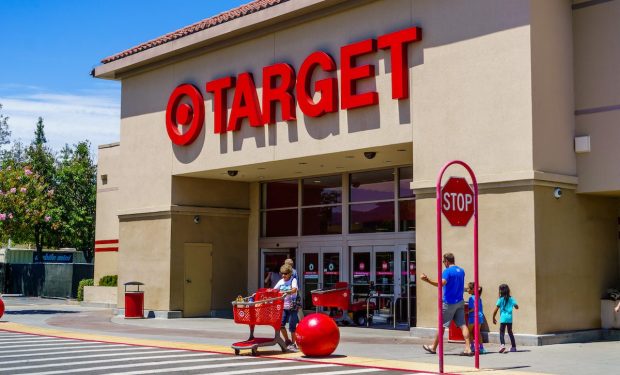 Target: CEO to Stay on, Logistics Head to Retire