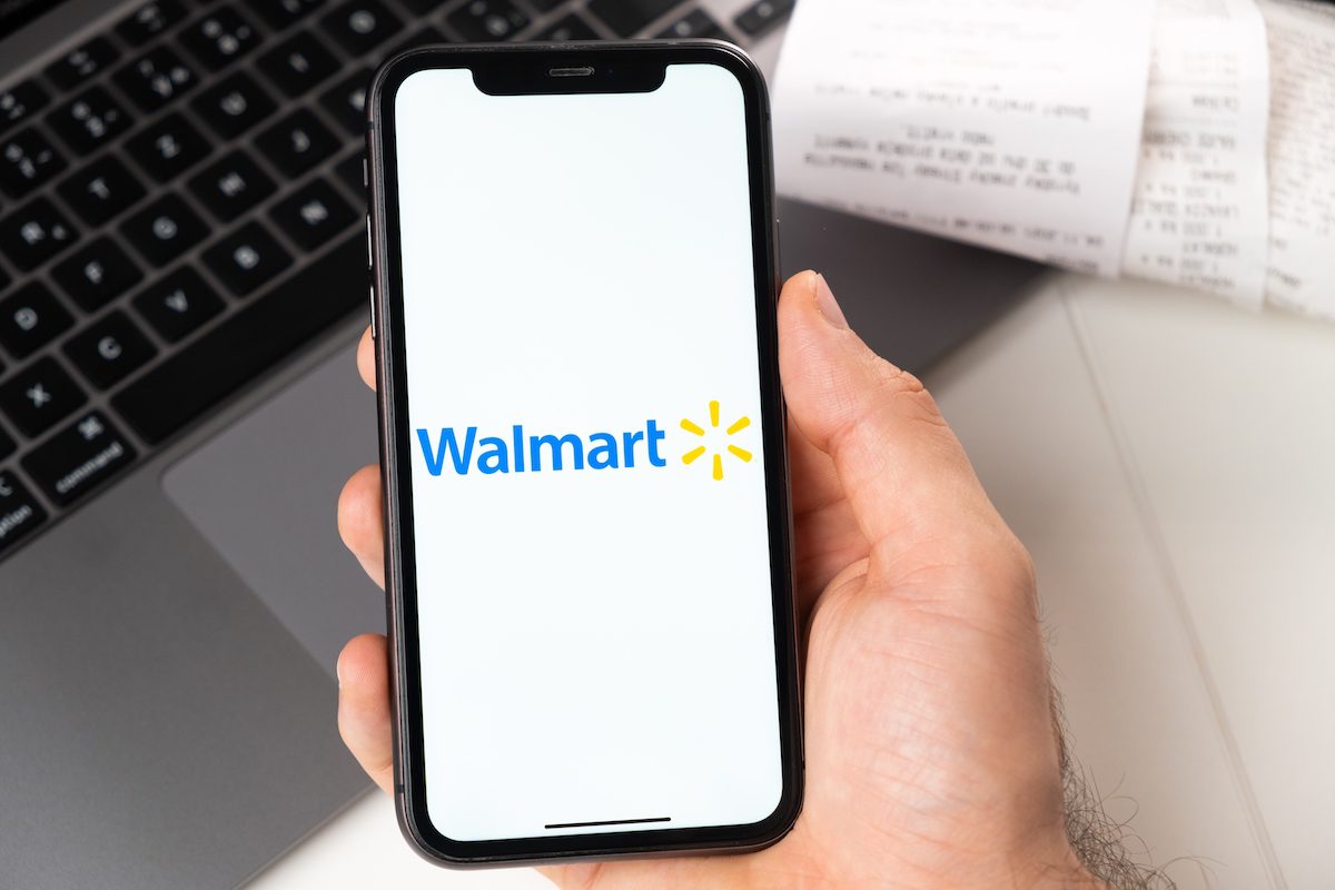 Walmart, Amazon Escalate Fight to Win Buyers and Sellers