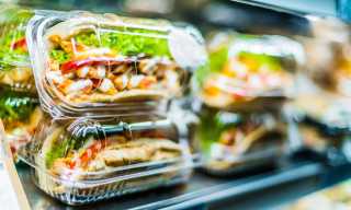 Convenience Stores Boost Prepared Food Offerings to Gain Share from Restaurants