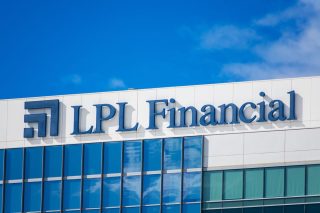 LPL Launches Dedicated Bookkeeping Service for Financial Advisors