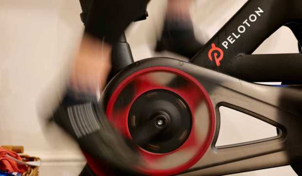 Peloton Embraces Rental Model After Founders Exit