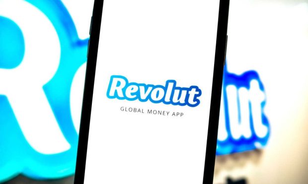 Revolut Rescinds Job Offers to New Grads as it Reviews Operations
