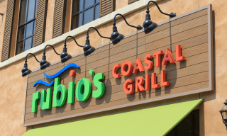 Restaurants Drive Loyalty Program Engagement by Putting Customers in Control