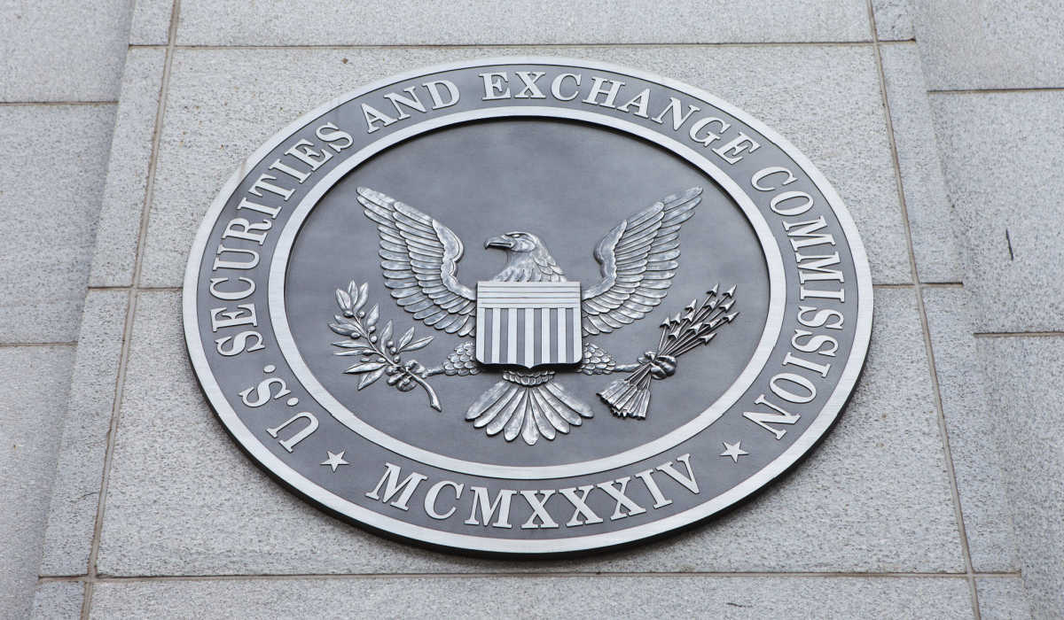 Goldman Sachs and 15 Financial Firms Pay $1.1B to Settle SEC WhatsApp Probe