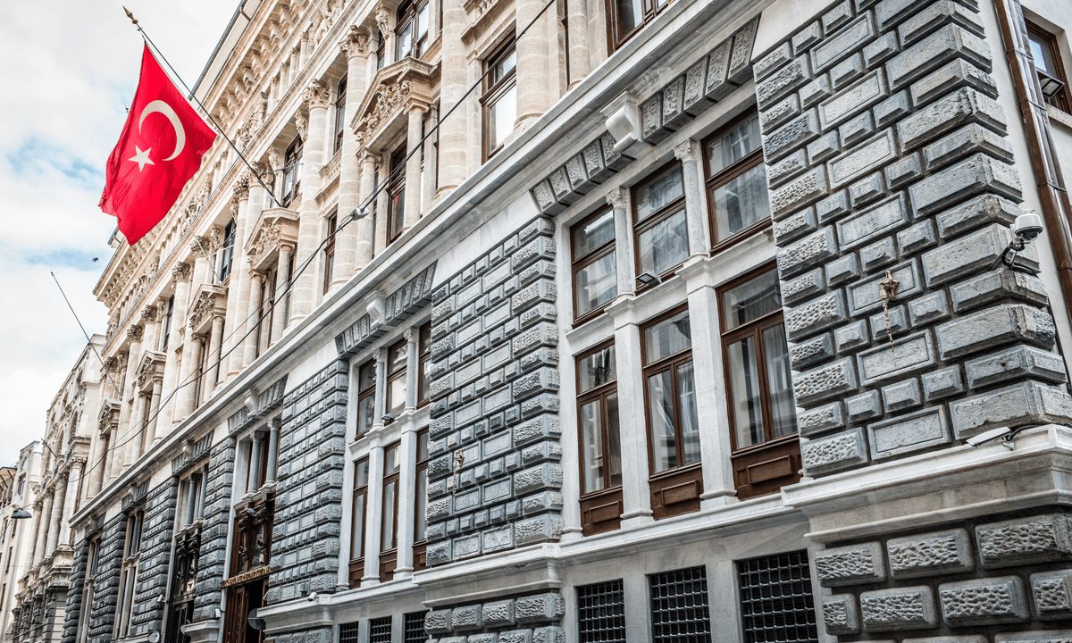 Turkish Banks Reduce Corporate Lending Due to New Banking Regulations