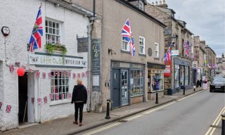 Invoice Financing, Real-Time Cash Flow Forecasting Bring Relief to Struggling UK SMEs