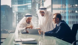 Weak Pound Makes UK Tech Investment Bargain for Gulf Sovereign Wealth Funds