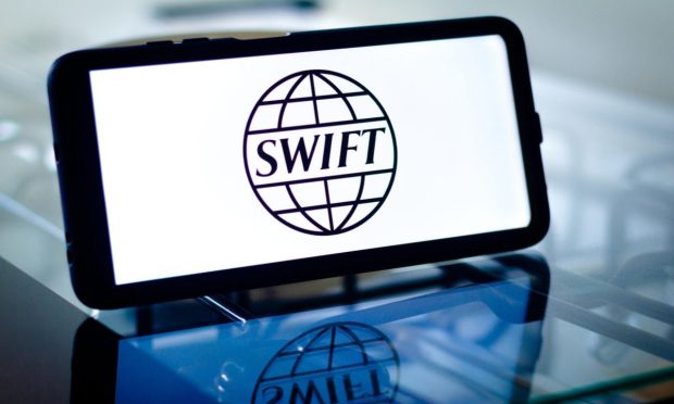 SWIFT Claims Cross-Border CBDC Success; ECB Wants Settlement Control