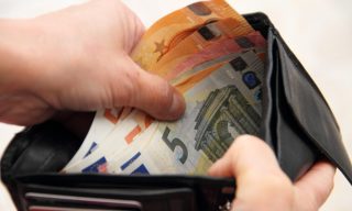 EU Consumers Tighten Belts as Cost of Living Rises
