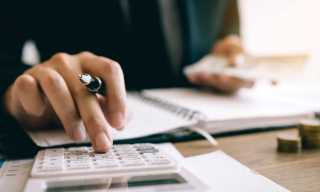 US Business Activity Keeps Shrinking With Low Demand, High Inflation