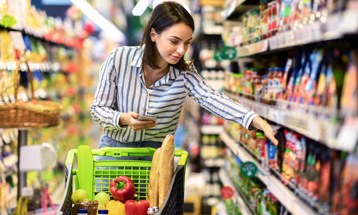 Most Grocery Shoppers Still Wary as Some Ease Cost-Cutting Measures