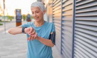 Health-Tracking Wearables Are a Fit for 43% of US Consumers