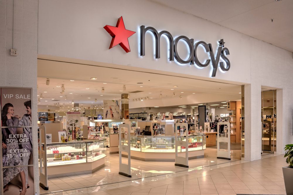 Macy’s and Dick’s Join Retailers in Trimming Holiday Hiring