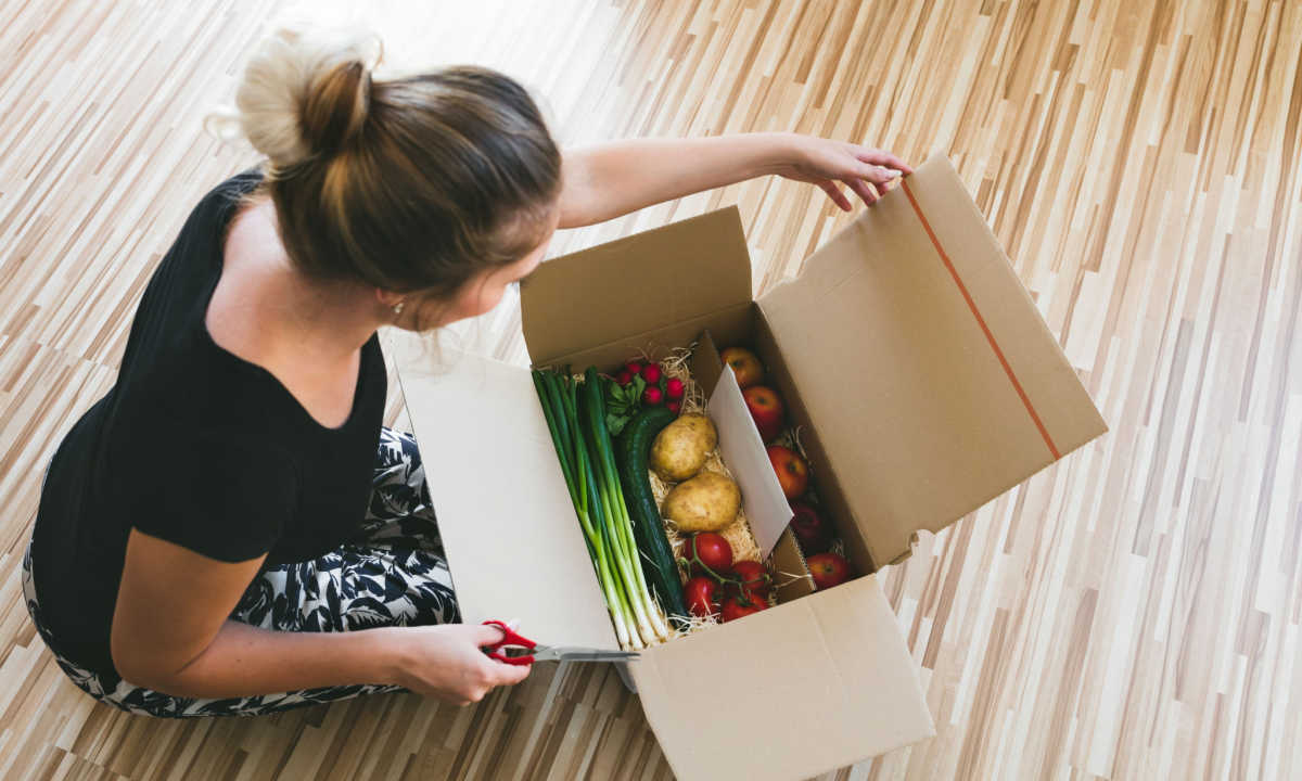 Dutch Online Grocer Crisp Acquires Food Supplier Eetfabriek, Raises $73M