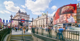 Report: Fewer Shoppers Spending More in London’s West End