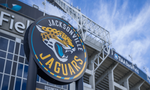 NFL’s Jacksonville Jaguars and FIS Partner to Streamline Instant Payments