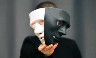 Who’s a Friend and Who’s a Fraudster?