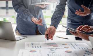 Europe VC Dealmaking Slows in Q3, Startups Turn to Buyouts as Markets Cool