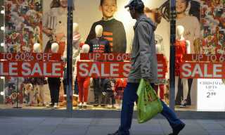 Retail CFOs See Bigger Markdowns Ahead of Holidays