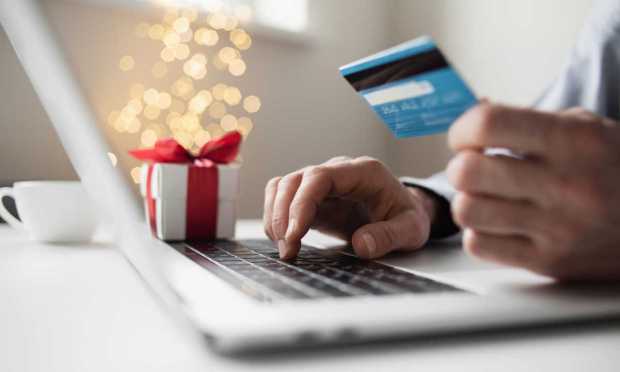 Shoppers Go Deep on BNPL and eCommerce as Holiday Shopping Ramps Up