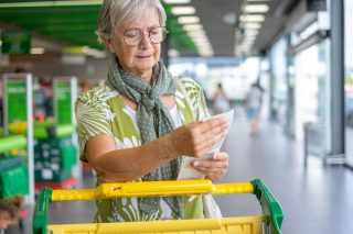 Consumer Sentiment Predicts Prolonged Economic Turbulence