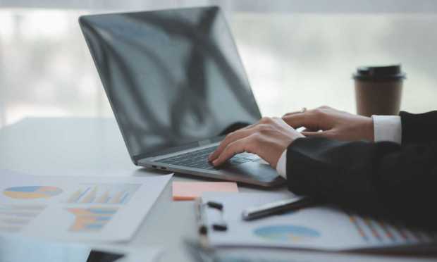 CFOs Take Recession Fight to Accounts Receivables