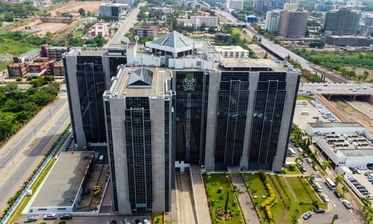 Nigeria Cuts ATM Cash Withdrawals and Urges eNaira Use