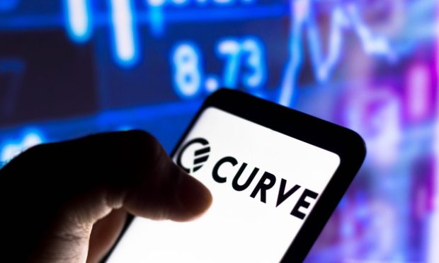 Curve Secures $1Billion Credit Facility to Fund Consumer Loans