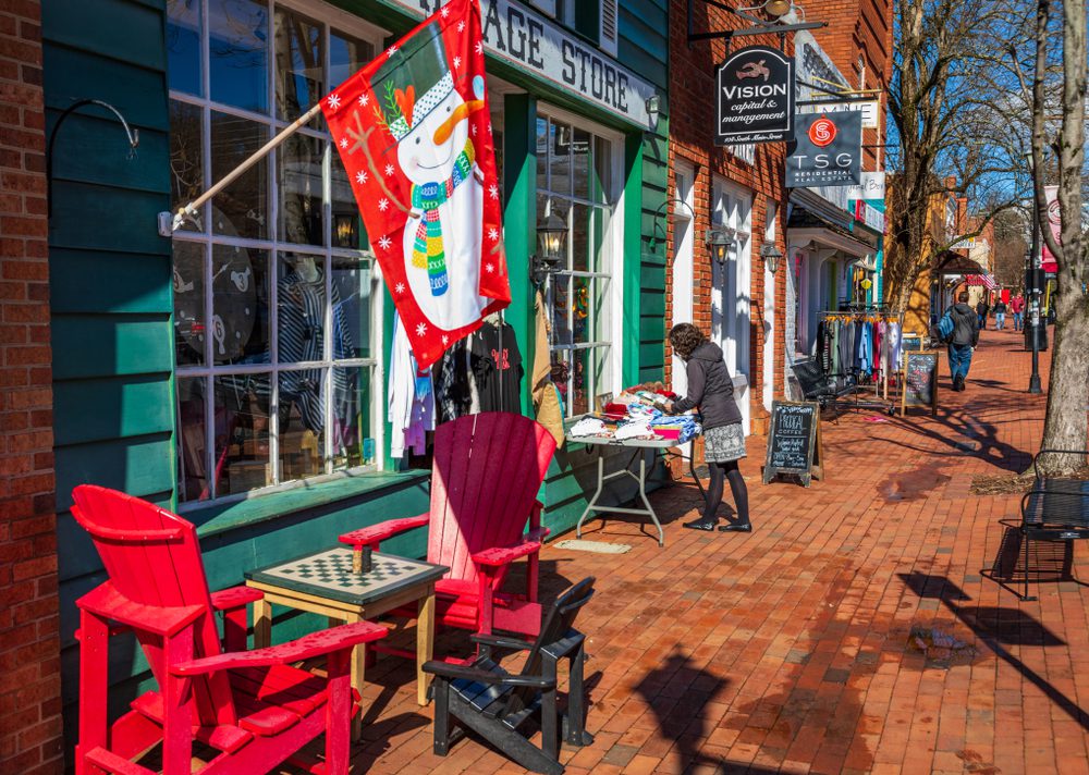 Strong Labor Market Skips Main Street’s Small Businesses 