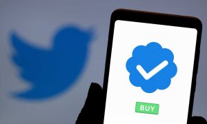 Twitter Blue, Apple, subscriptions