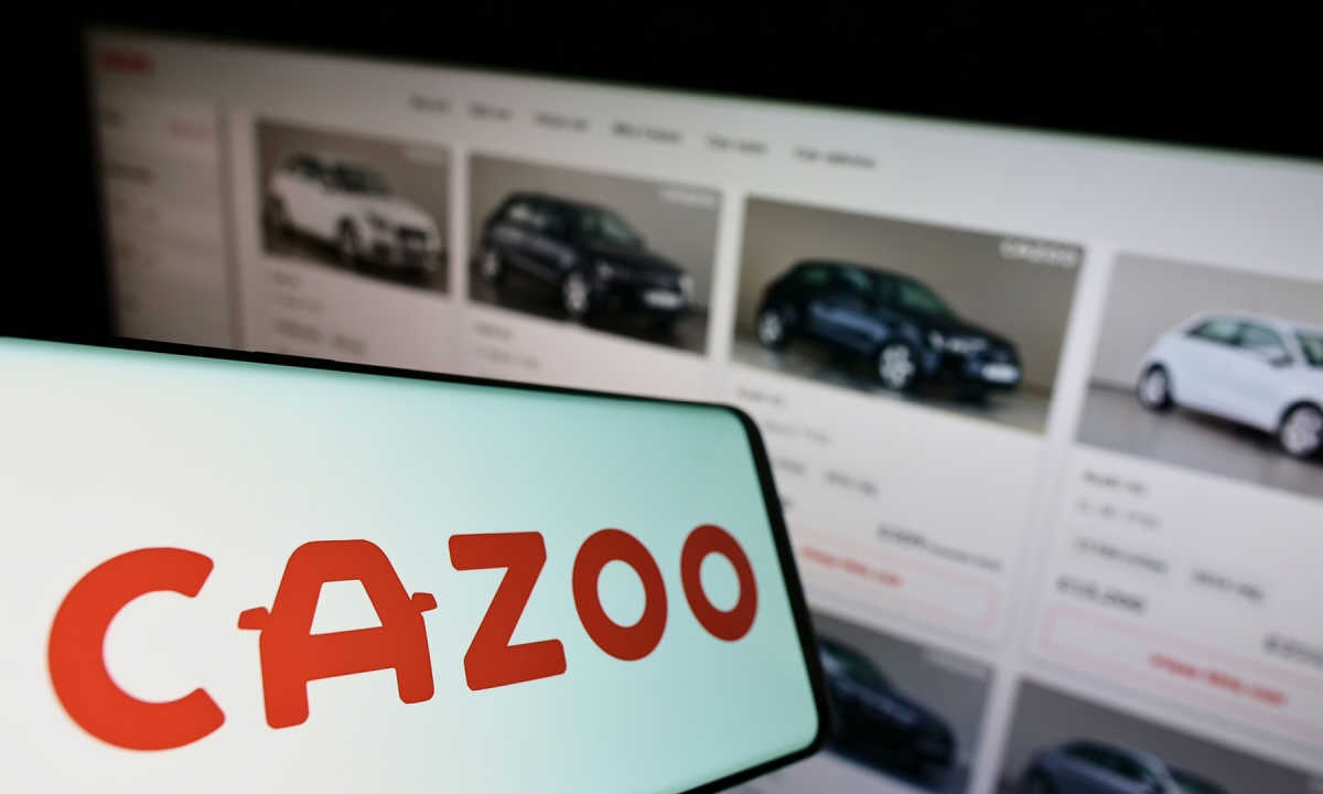 La empresa de coches online Cazoo vende negocio español