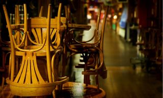 Restaurant Industry Cuts Hours, and Consumers Take Note