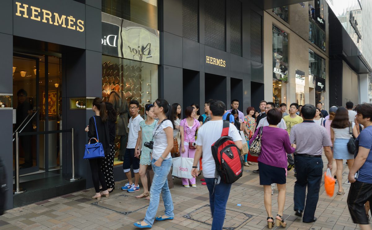 Flush With Cash, Chinese Tourists Will Boost Spending in Fashion Capitals