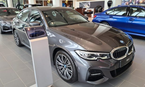 2023 Revs Up to Become Connected Cars’ Milestone Year