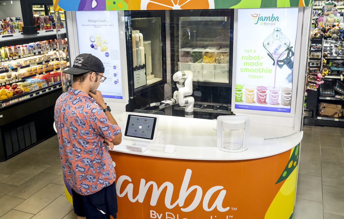 Jamba Robotic Smoothie Kiosks Draw Customers
