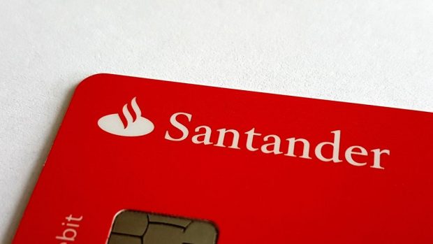 Santander Teams With Global Payments on Commercial Cards