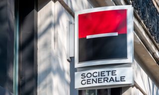 EU Banks Risk Losing Customer Focus as They Reorganize