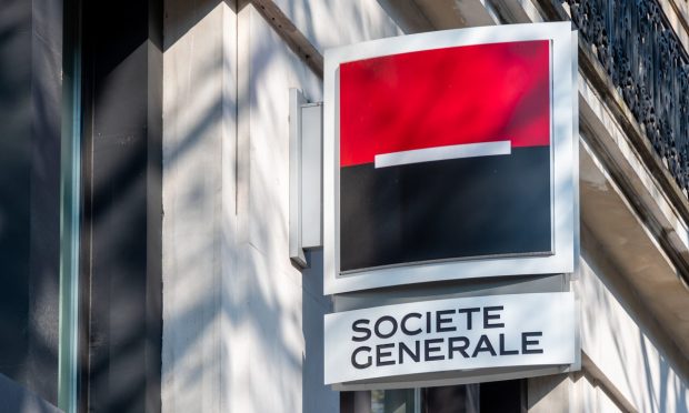 EU Banks Risk Losing Customer Focus as They Reorganize