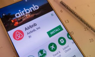 Airbnb to Begin Requiring Guests to Verify Their IDs