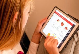 Gen Z eGrocery Adoption Outpaces Baby Boomers 4 to 1