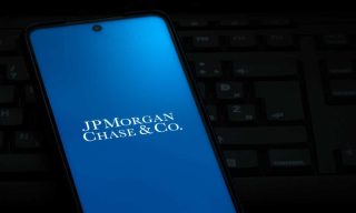 FIs Leverage Trust, Security to Compete in EU Neobank Space