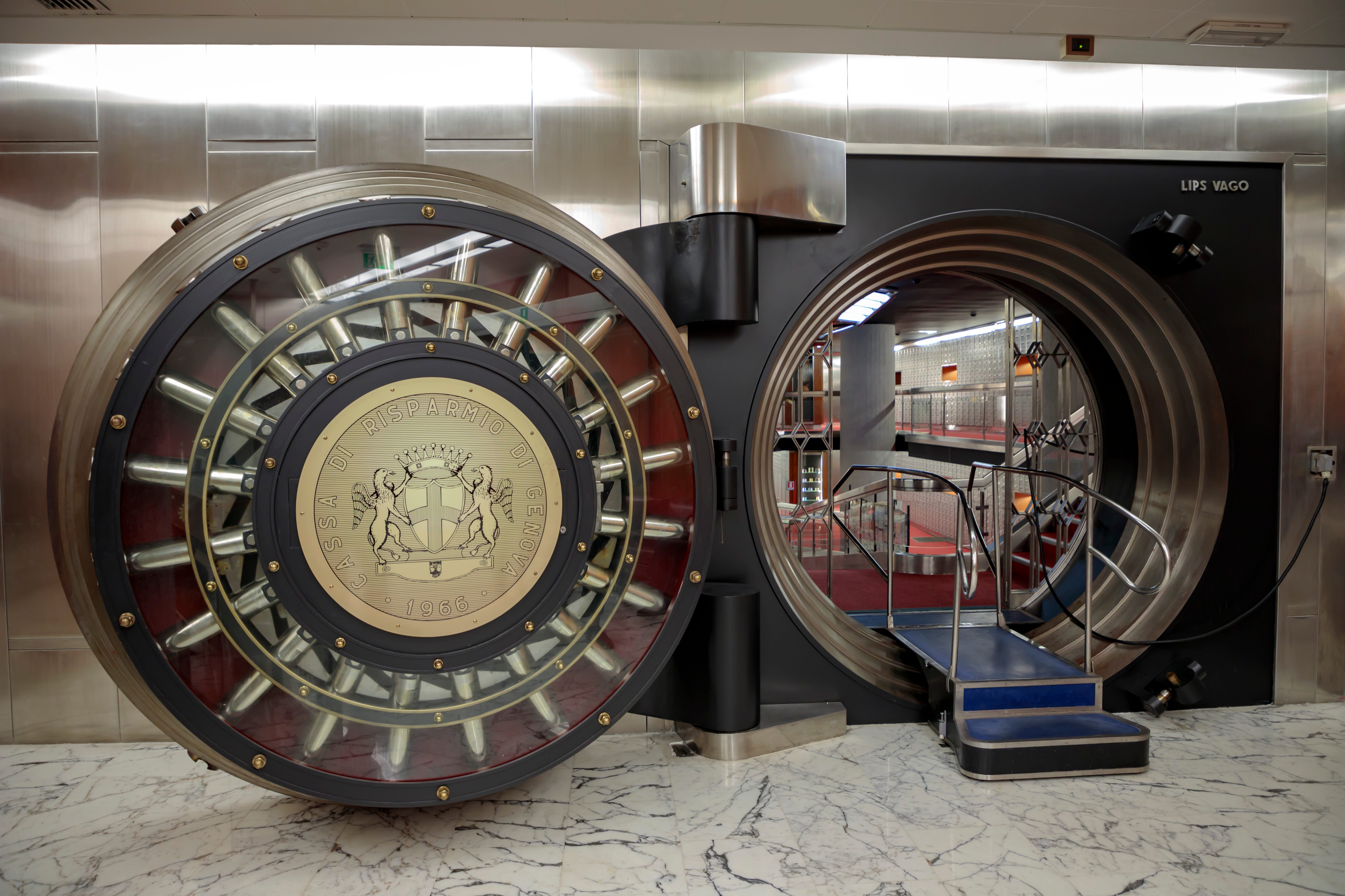 Online Marketplaces or Banks? Consumers Torn on Trusted Keeper of Secure Payments Credentials