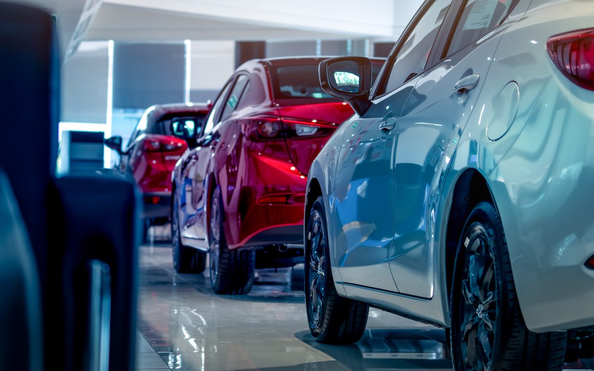Luxury Auto Sales Hit Record Despite High Rates and Prices