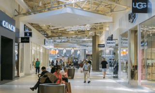 Deal Chasing Becomes Mainstream — and Merchants Shouldn’t Be Happy
