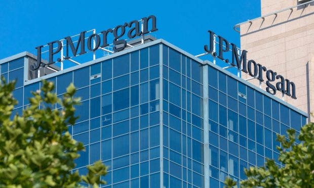 Banks’ Market Values Plunge Thursday as Depositors Flee for Higher Rates