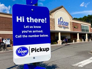 Grocers Continue to Lag Way Behind Restaurants in Digital Adoption