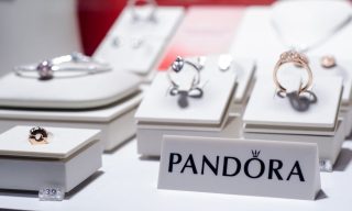 Pandora Uses Recycled Gold to Ease Borrowing Costs and Dazzle Customers