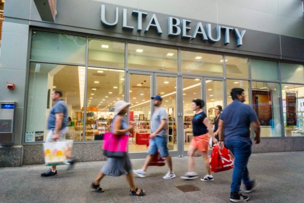 Omnichannel Offerings Boost In-Store Visits by Beauty and Wellness Shoppers
