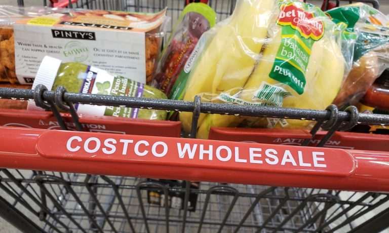 Costco Leverages Prepared Food Demand to Drive Memberships Amid Inflation